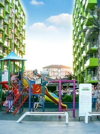 Daire Azizi Luxury Family - Piscina Plaja Centru Alezzi