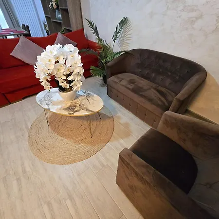 Daire Azizi Luxury Family - Piscina Plaja Centru Alezzi *