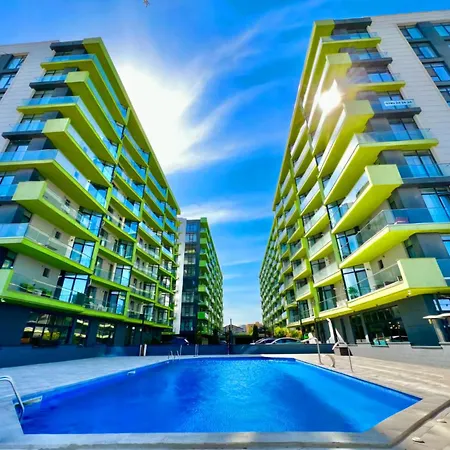 Daire Azizi Luxury Family - Piscina Plaja Centru Alezzi